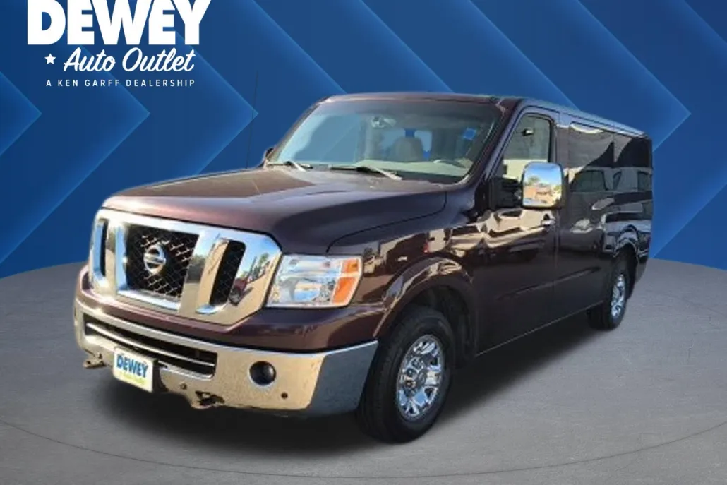 2013 Nissan NV3500 photo 1