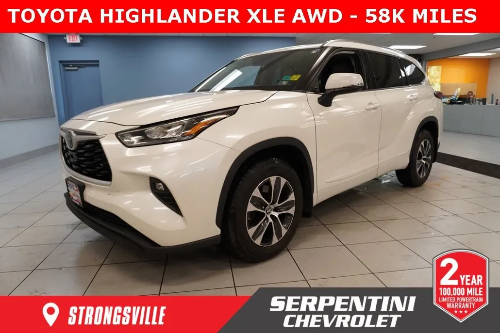 2020 Toyota Highlander XLE photo 1