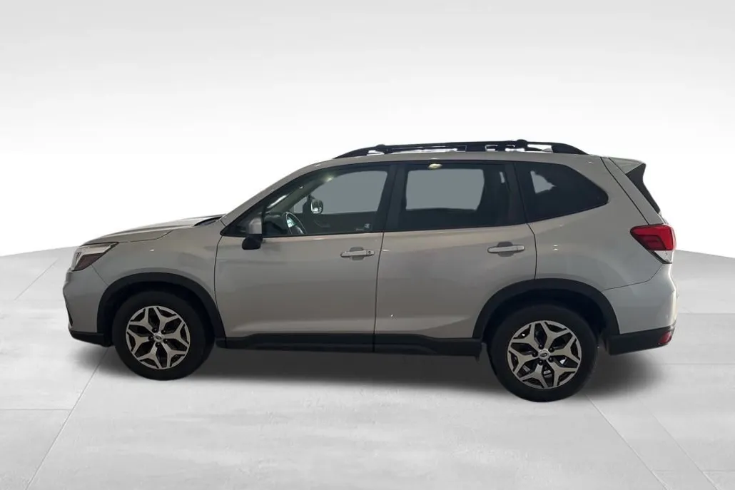 2019 Subaru Forester Premium photo 1