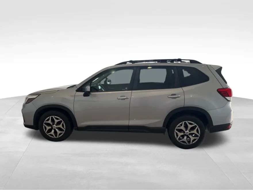 2019 Subaru Forester Premium photo 1