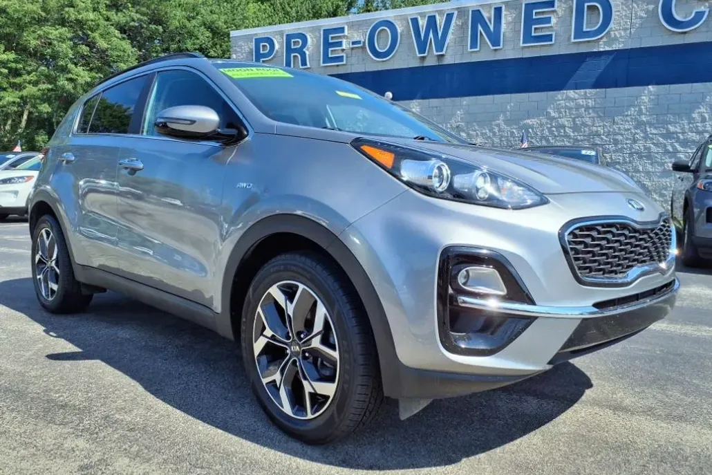 2022 Kia Sportage EX photo 1