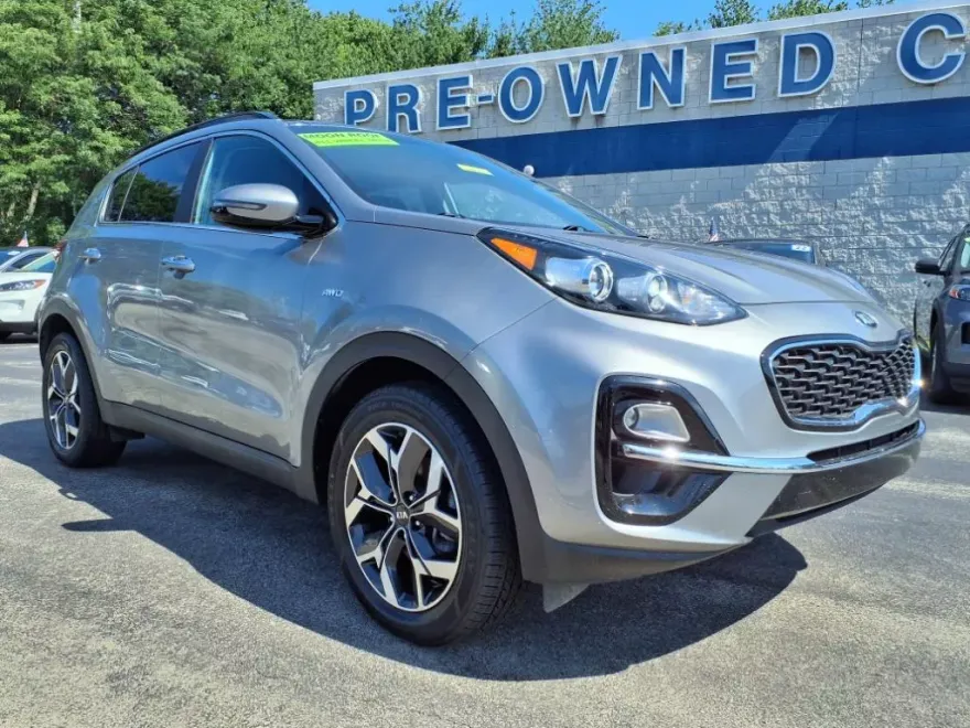2022 Kia Sportage EX photo 1