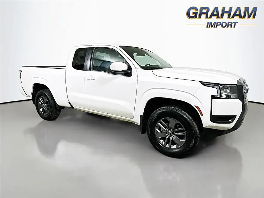 2025 Nissan Frontier King Cab SV photo 1