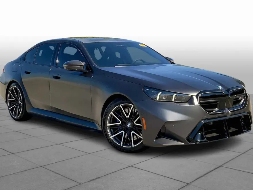 2026 Bmw M5 Sedan 5 photo 1