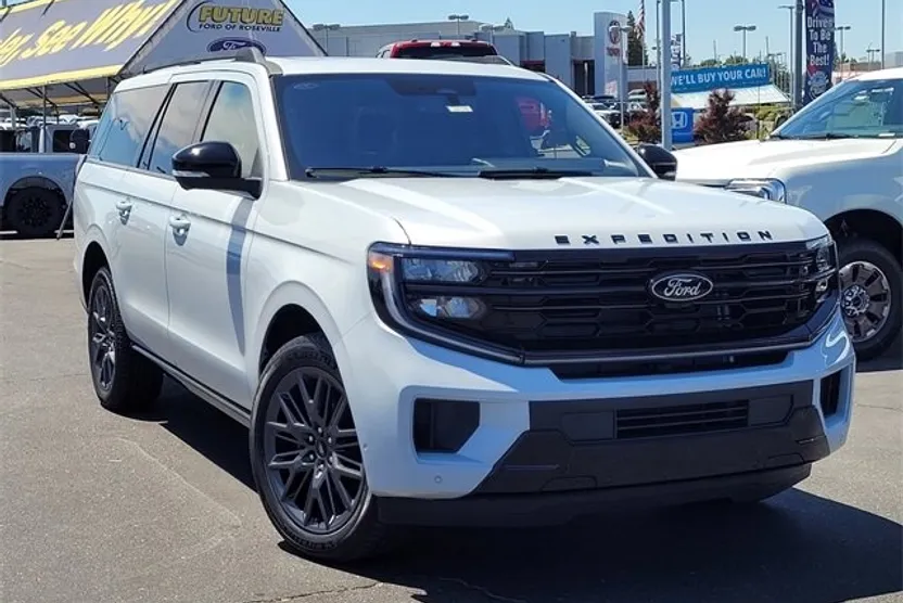 2025 Ford Expedition MAX Platinum photo 1