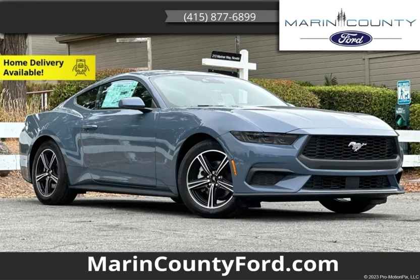 2025 Ford Mustang EcoBoost photo 1