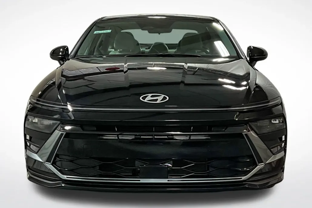 2025 Hyundai Sonata SE photo 1