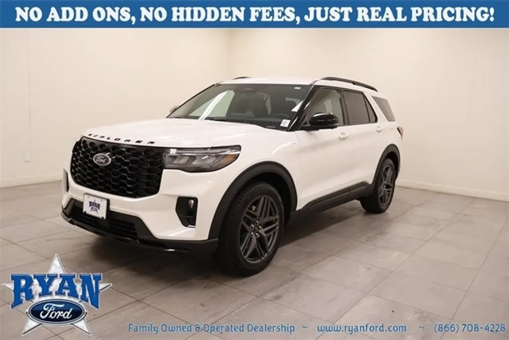 2025 Ford Explorer ST-Line photo 1