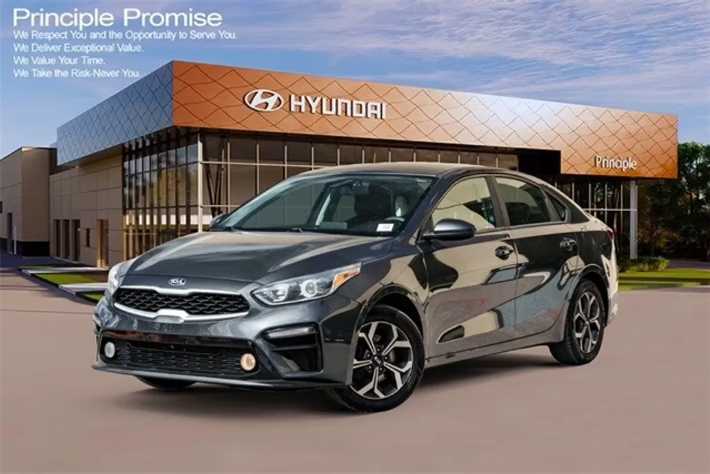 2019 Kia Forte LXS photo 1