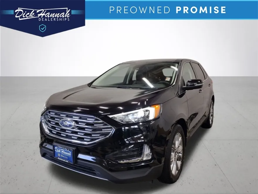 2022 Ford Edge Titanium photo 1