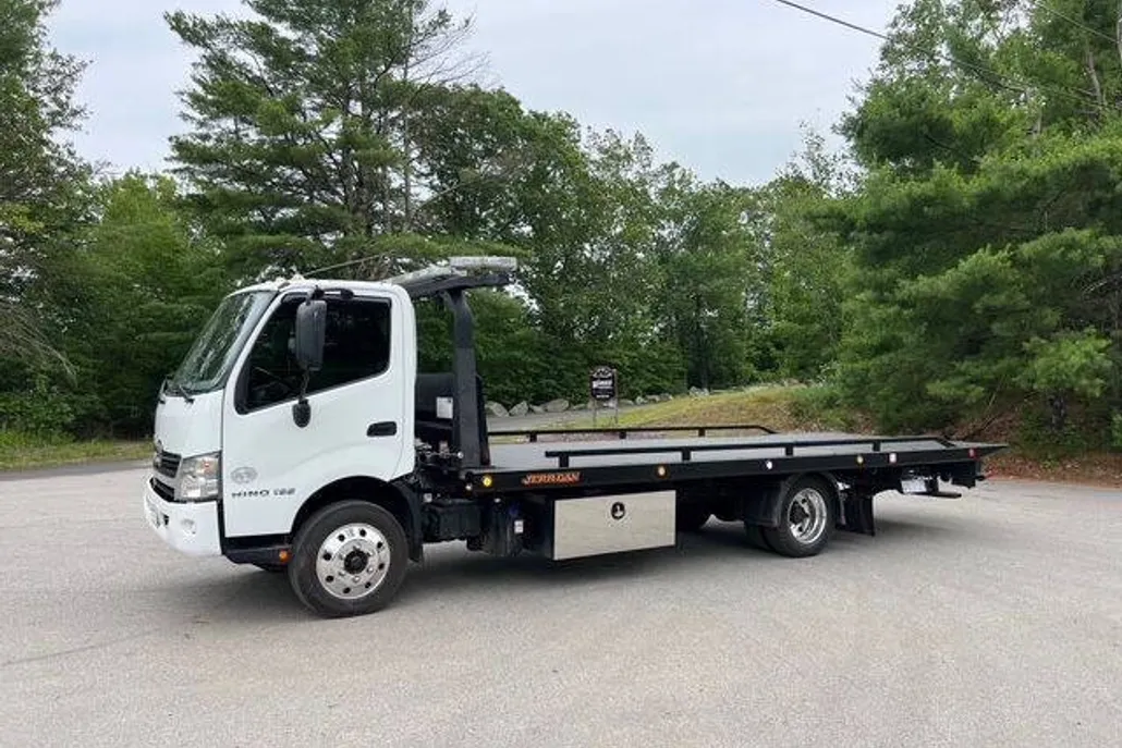 2018 Hino XJC740 / XFC740 photo 1
