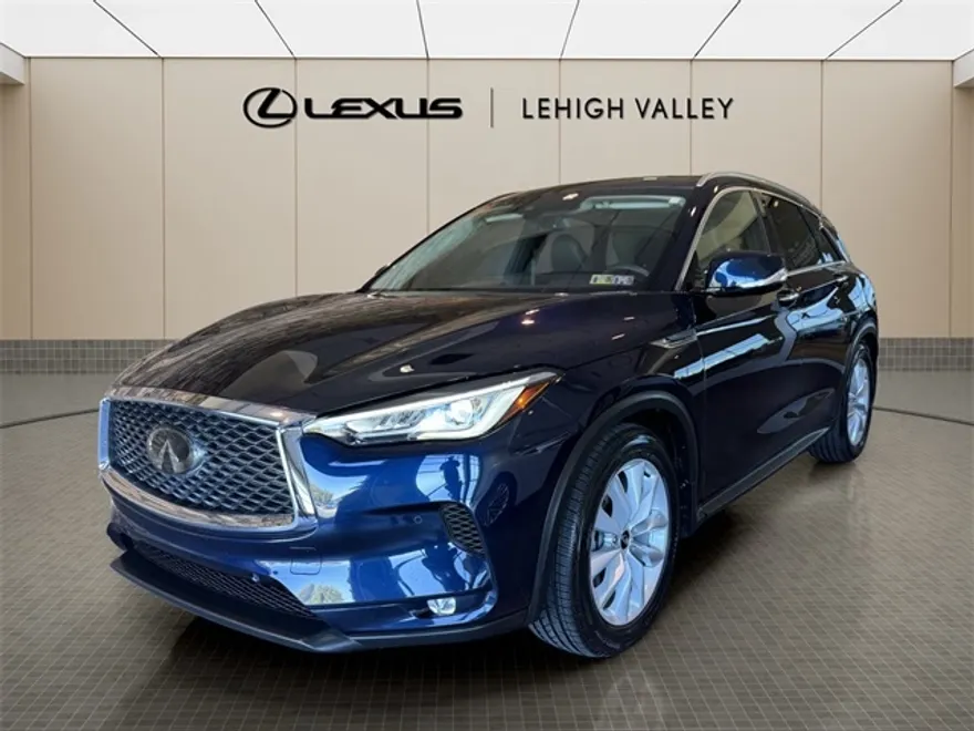 2019 Infiniti QX50 Essential photo 1