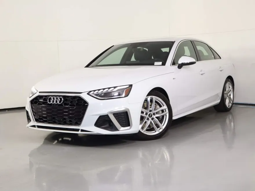 2023 Audi A4 S line Plus 45 TFSI photo 1