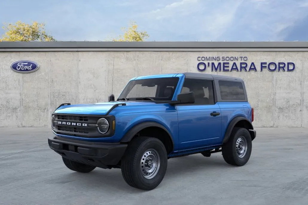 2025 Ford Bronco Base photo 1