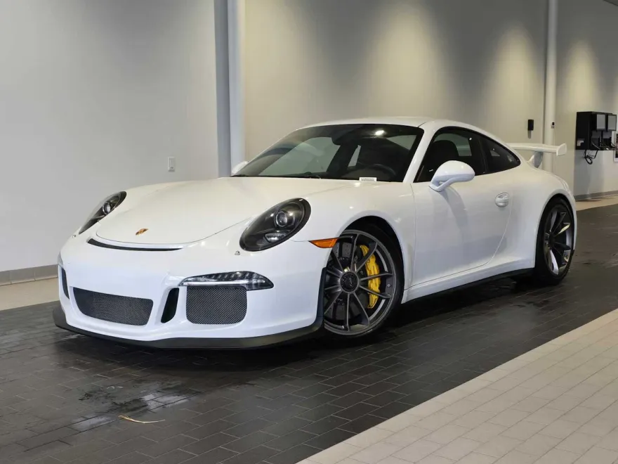 2015 Porsche 911 GT3 Coupe photo 1