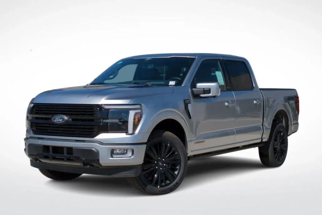 2025 Ford F-150 Platinum photo 1