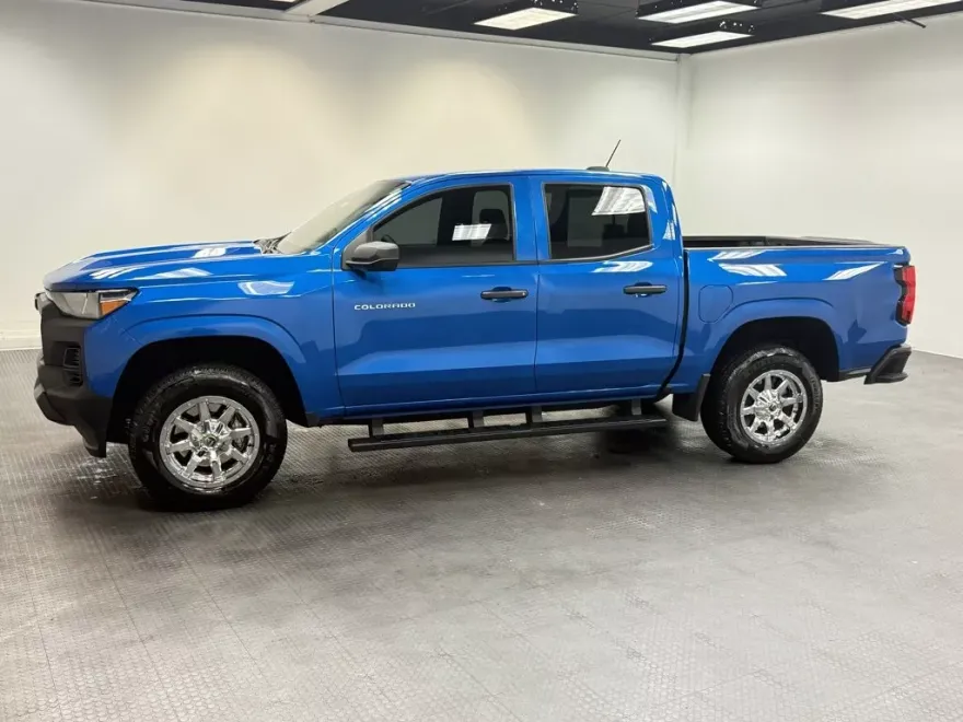 2023 Chevrolet Colorado Work Truck photo 1