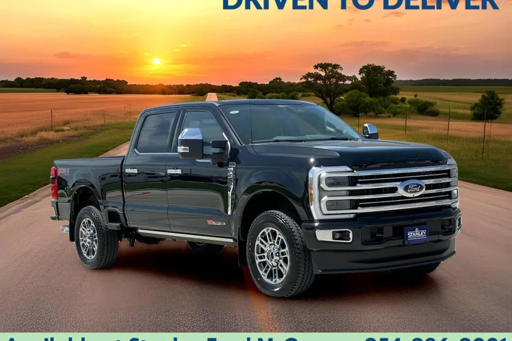 2025 Ford F-250 Platinum photo 1