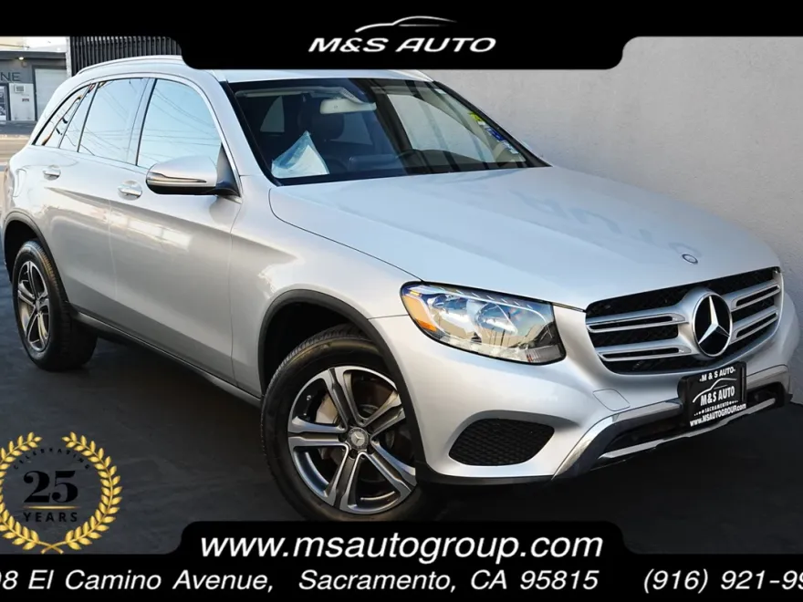 2016 Mercedes Benz GLC 300 photo 1