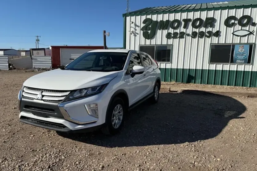 2019 Mitsubishi Eclipse Cross photo 1