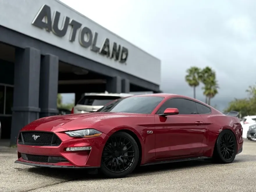 2020 Ford Mustang GT photo 1