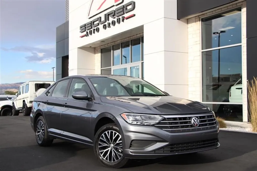 2021 Volkswagen Jetta S R-Line photo 1
