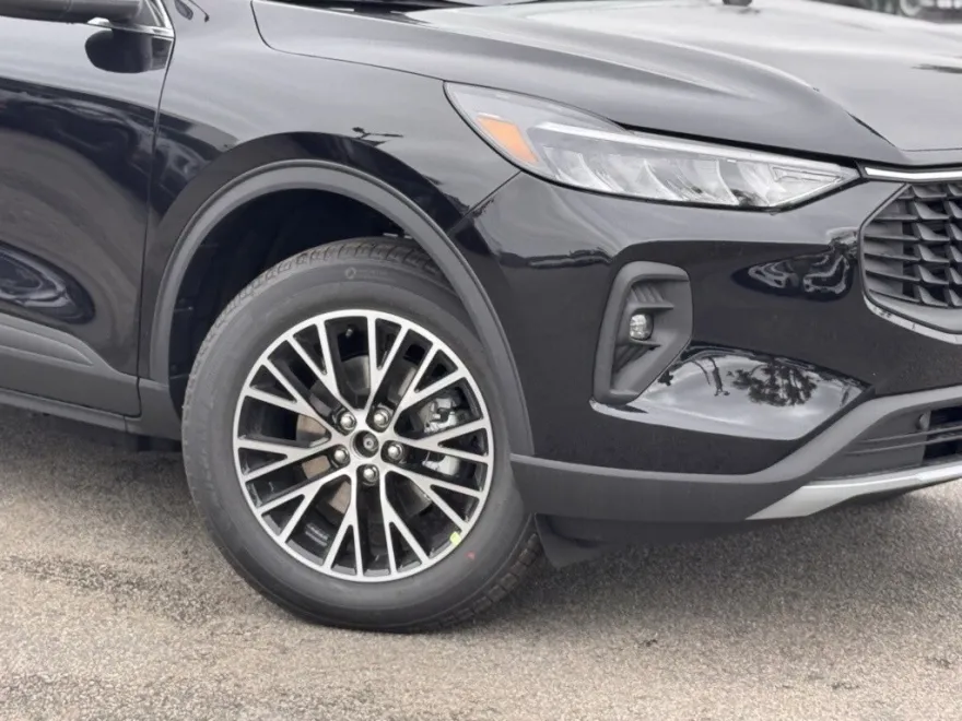2025 Ford Escape Base photo 1