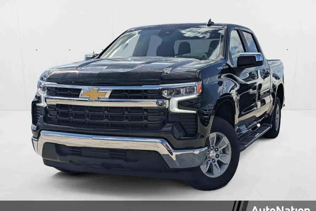 2025 Chevrolet Silverado 1500 LT photo 1