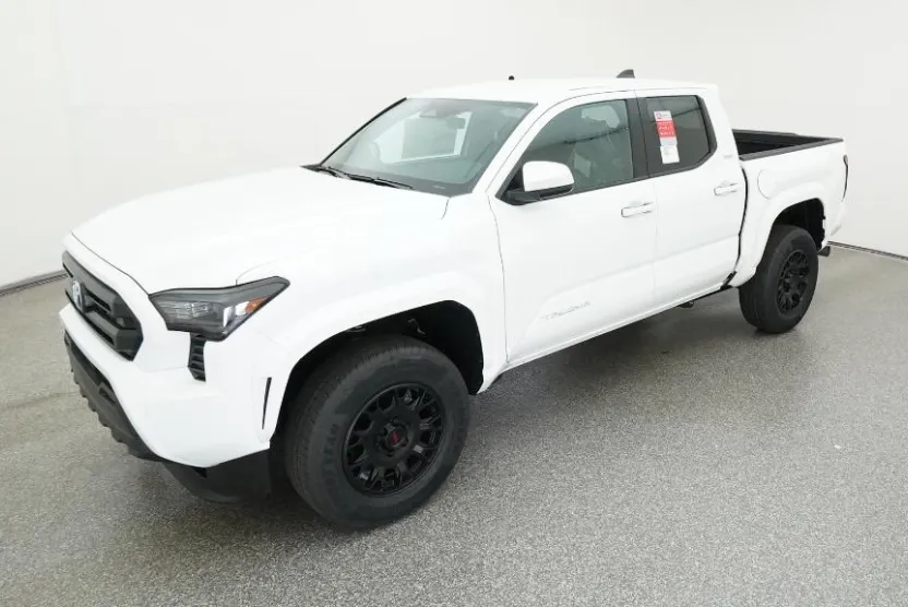 2025 Toyota Tacoma SR5 Double Cab photo 1