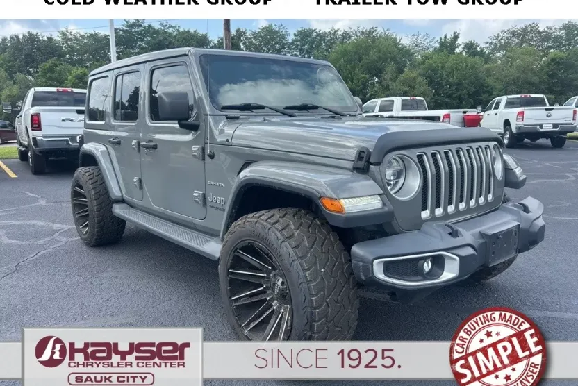 2019 Jeep Wrangler Unlimited Sahara photo 1