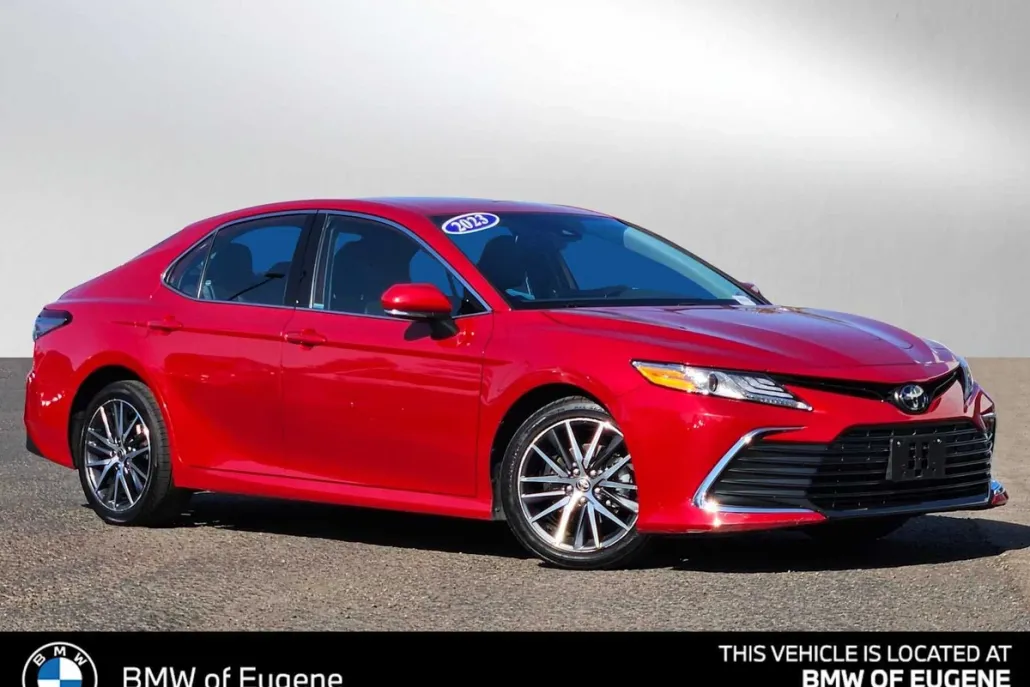2023 Toyota Camry XLE photo 1
