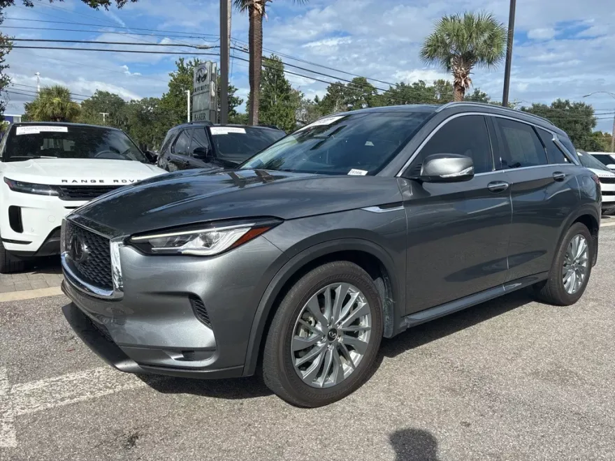 2024 Infiniti QX50 Luxe AWD photo 1