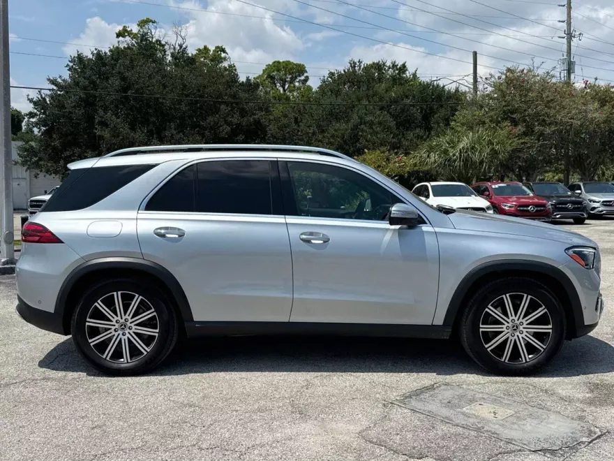 2024 Mercedes Benz GLE 350 4MATIC photo 1