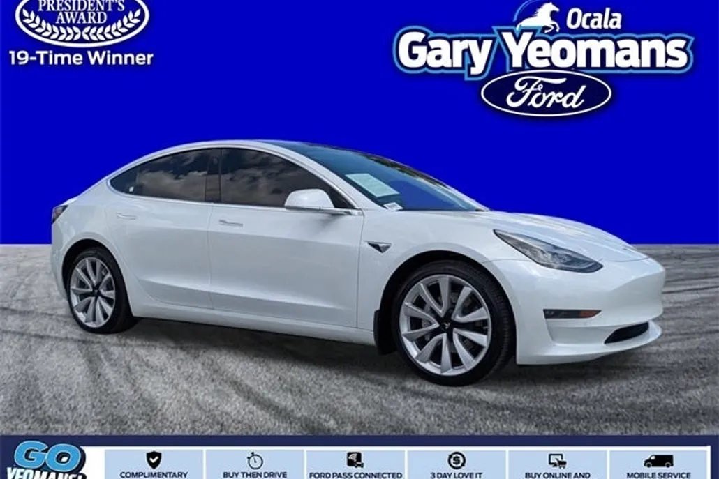 2020 Tesla Model 3 Long Range photo 1