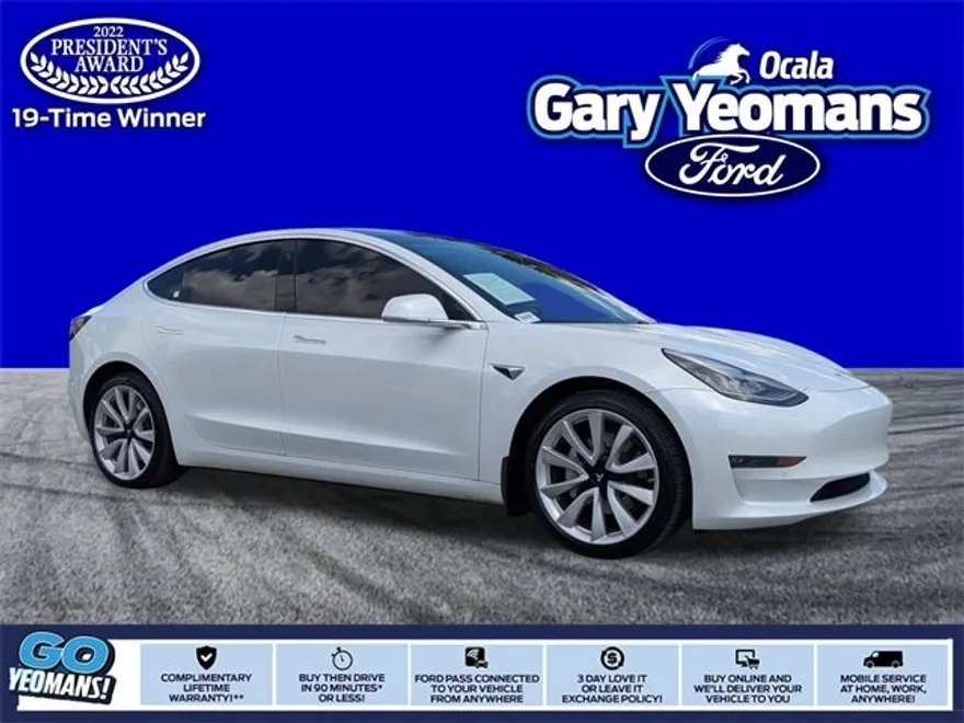 2020 Tesla Model 3 Long Range photo 1