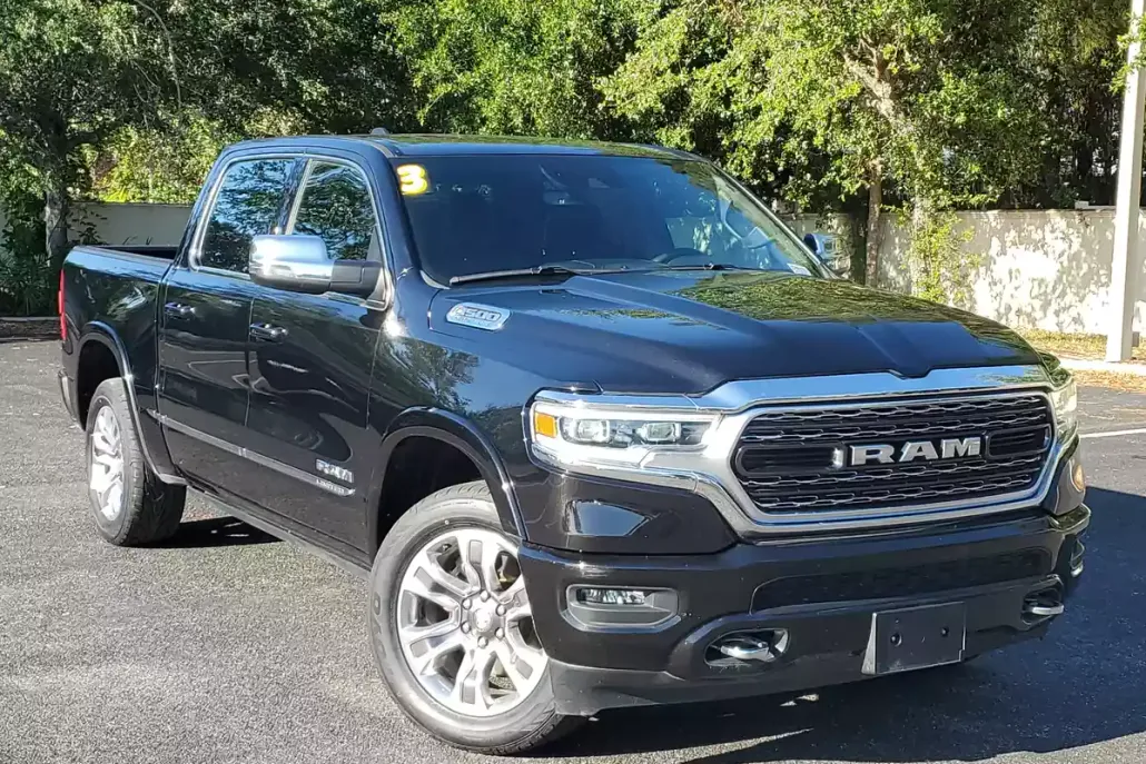 2023 Ram 1500 Limited photo 1