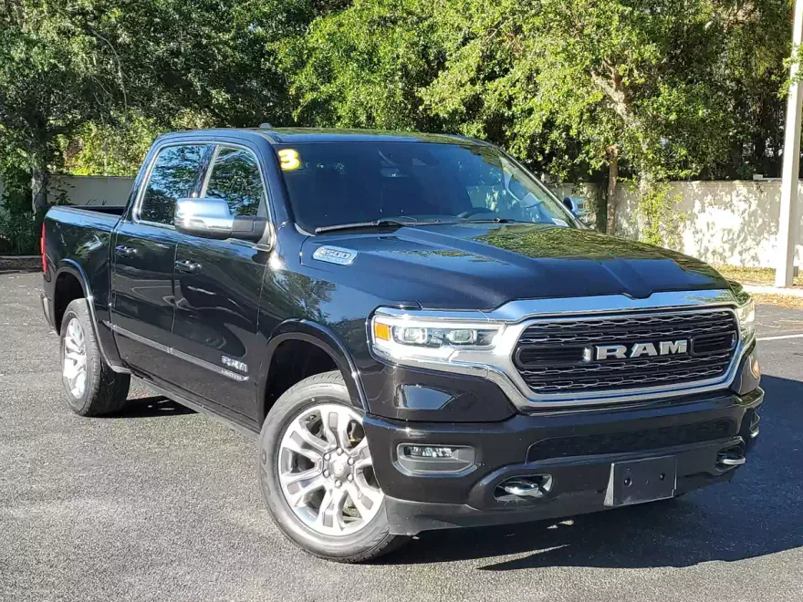 2023 Ram 1500 Limited photo 1