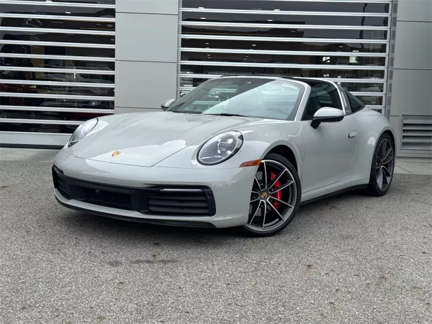 2021 Porsche 911 Targa 4S photo 1