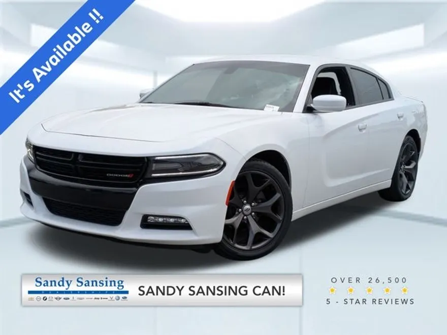 2017 Dodge Charger SXT photo 1