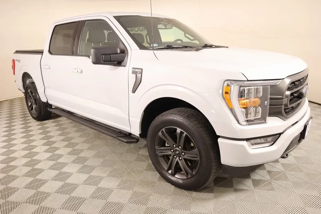 2022 Ford F-150 XLT photo 1