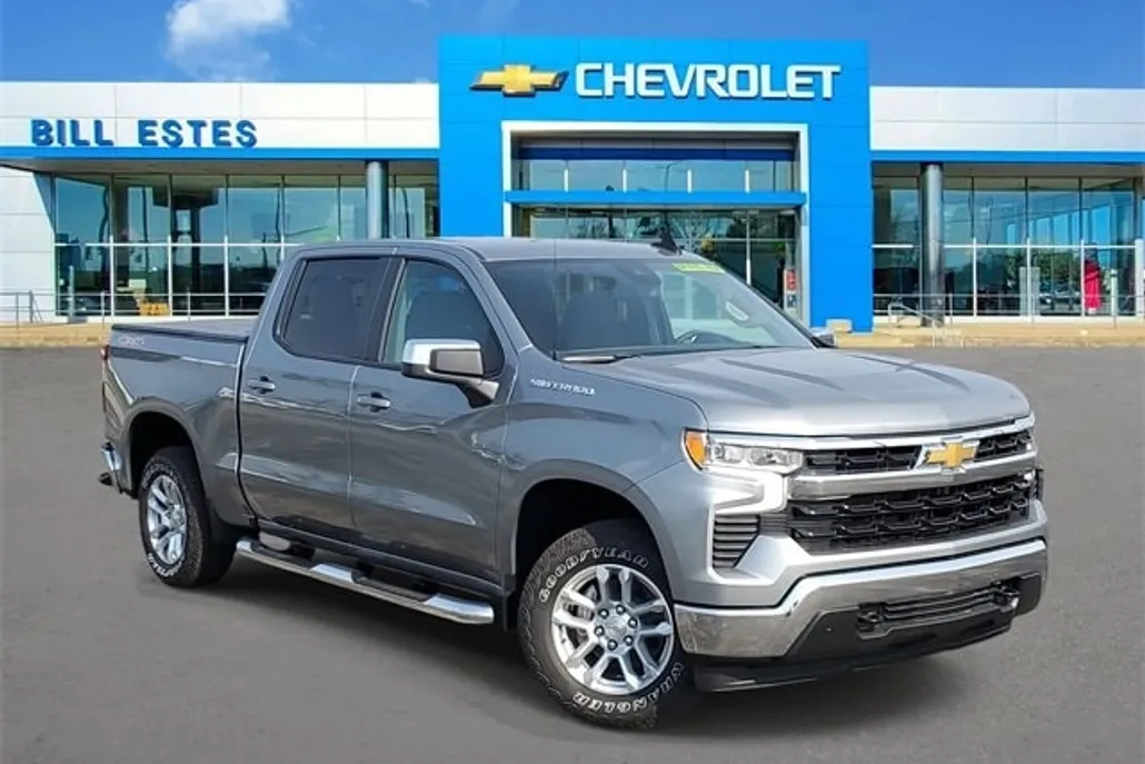 2026 Chevrolet Silverado 1500 LT photo 1