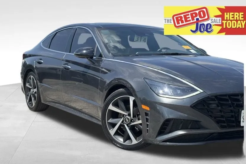 2023 Hyundai Sonata SEL Plus photo 1