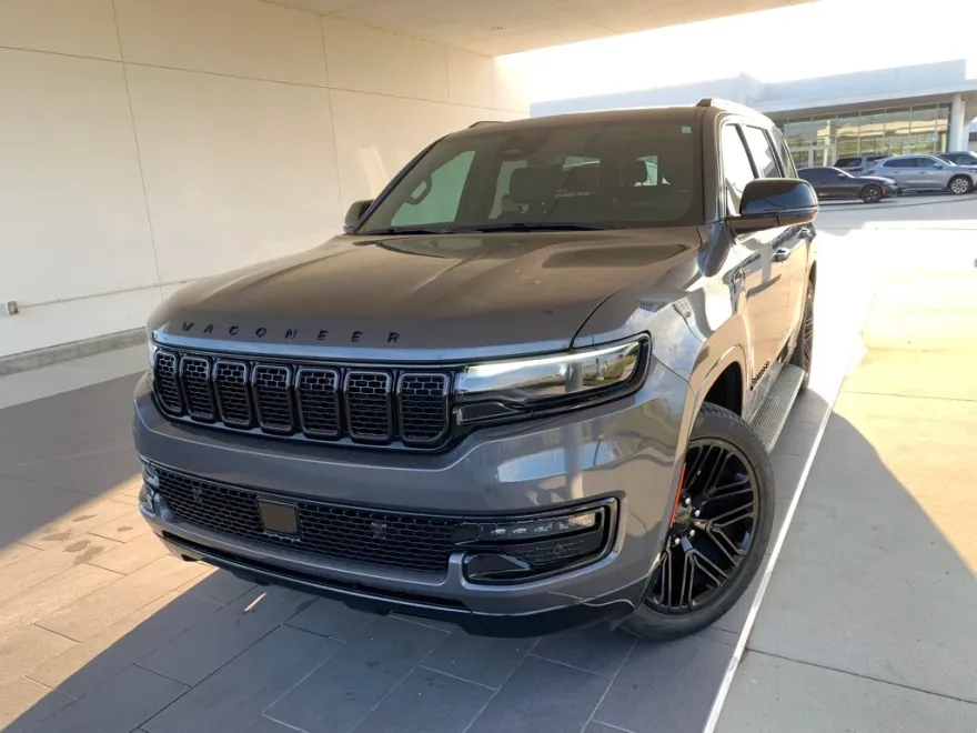 2023 Jeep Wagoneer Series II Carbide photo 1