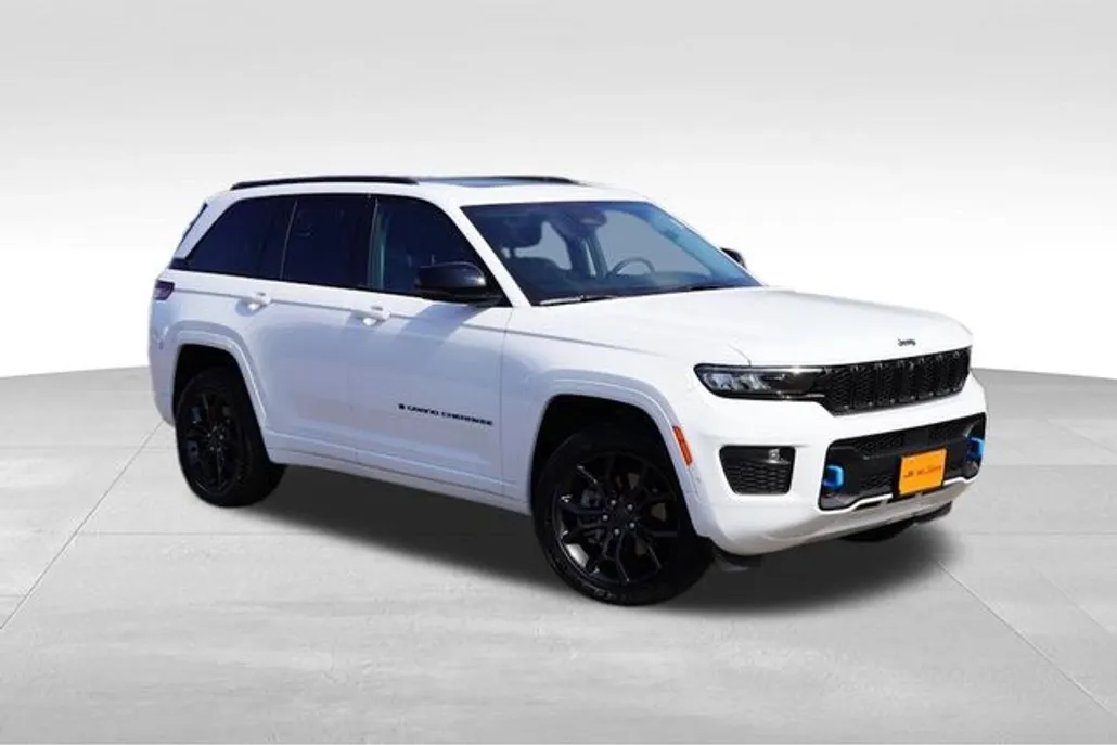 2023 Jeep Grand Cherokee 4xe photo 1