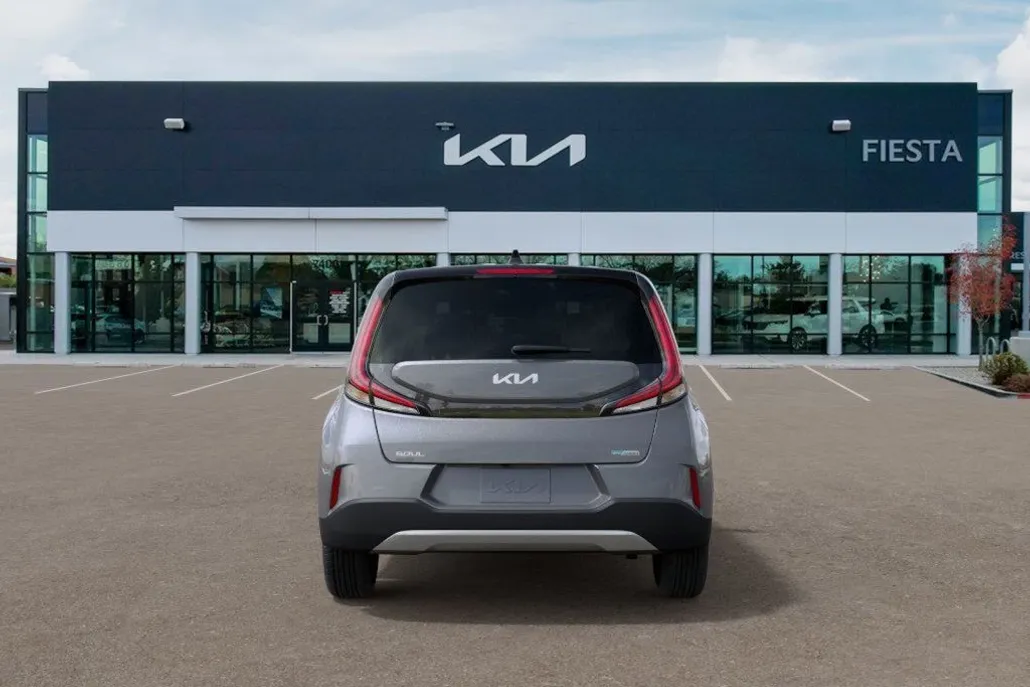 2025 Kia Soul EX photo 1