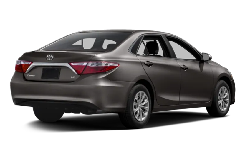 2016 Toyota Camry LE photo 1
