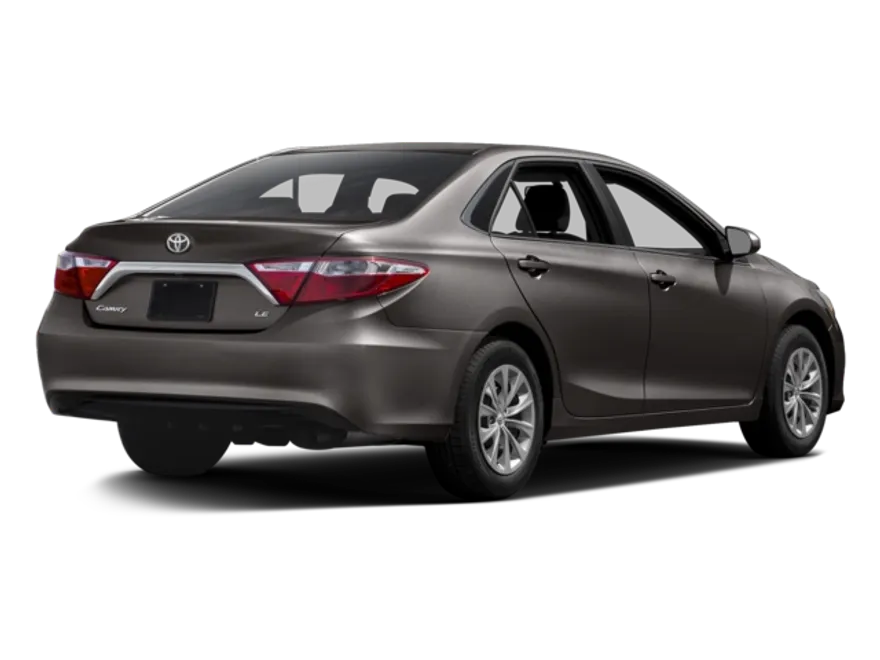 2016 Toyota Camry LE photo 1