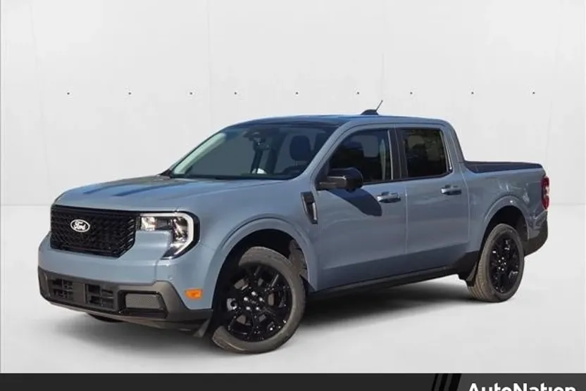 2025 Ford Maverick Lariat photo 1