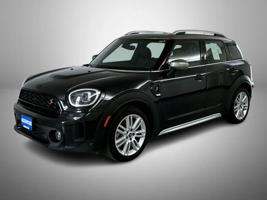 2023 Mini Cooper S ALL4 photo 1