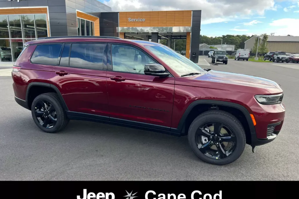 2025 Jeep Grand Cherokee Altitude X photo 1